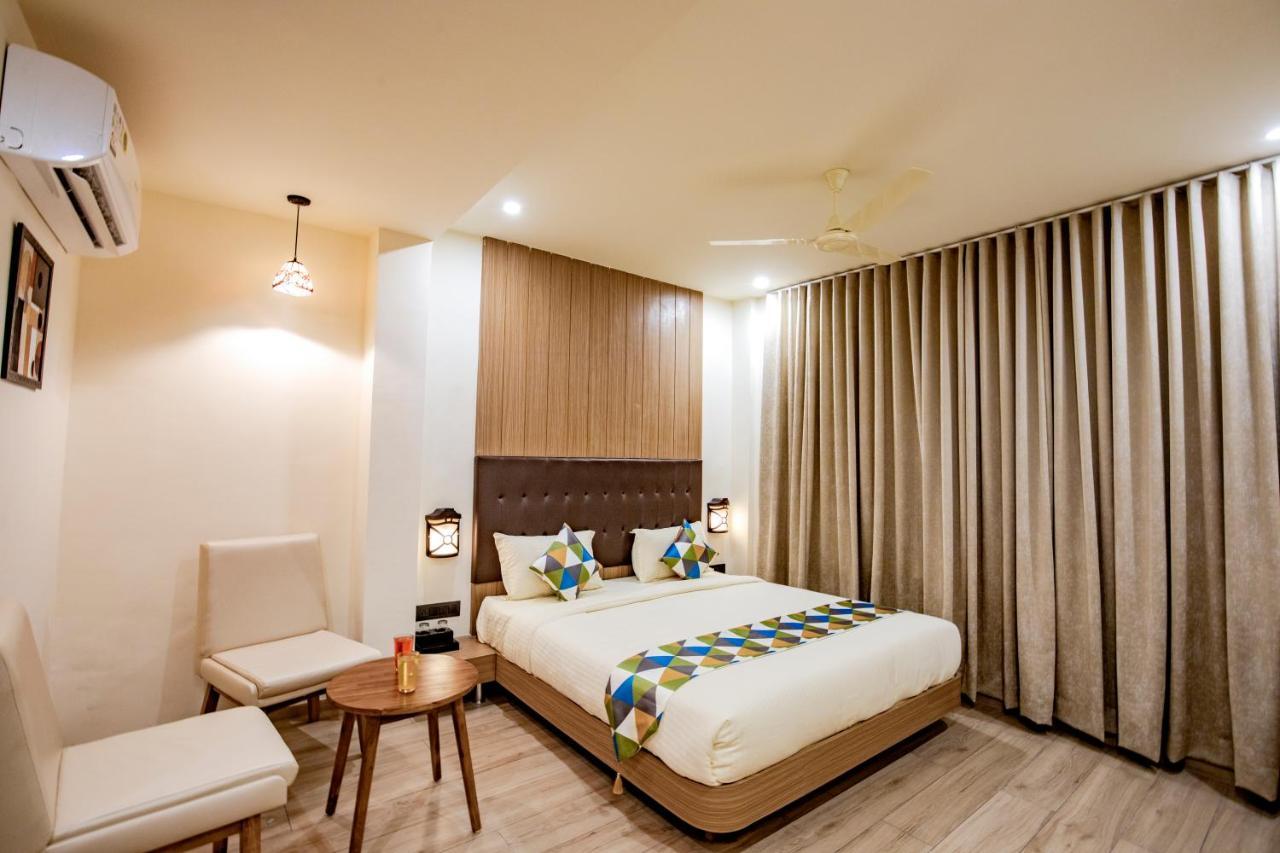 Hotel Nexus Rajkot Εξωτερικό φωτογραφία