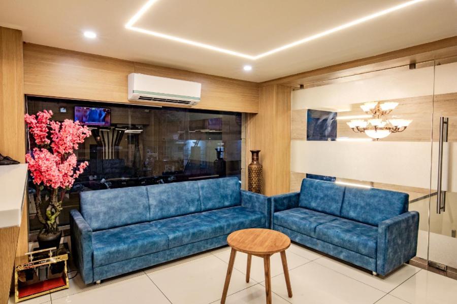 Hotel Nexus Rajkot Εξωτερικό φωτογραφία