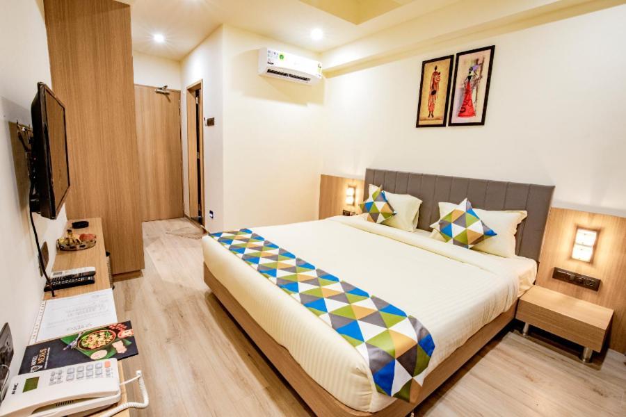 Hotel Nexus Rajkot Εξωτερικό φωτογραφία